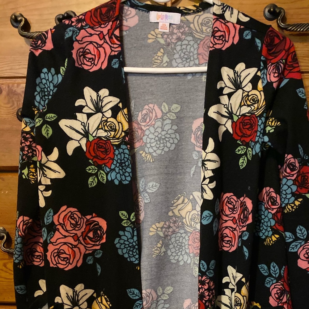 Lularoe deals black caroline
